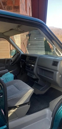 Volkswagen Caravelle cena 67600 przebieg: 234700, rok produkcji 1998 z Wisła małe 37